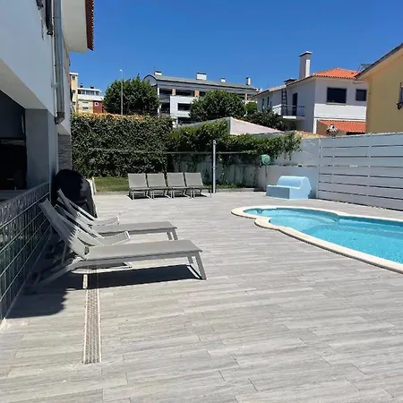 Seaside Place Cascais شقة كاركافيلو